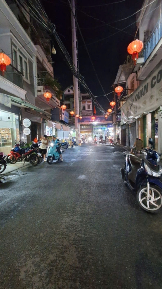 [ TÂN BÌNH ] Âu Cơ - HẺM RỘNG 6M THÔNG - 20M RA MẶT TIỀN ÂU CƠ KINH DOANH SẦM UẤT - GIÁP QUẬN 10 - 4 TẦNG KHU VÍP TÂN BÌNH  - KHU VỰC ĐƯỜNG THÔNG BÀN CỜ ĐẮC ĐỊA - CÓ DÒNG TIỀN THUÊ HƠN 10 TRIỆU/ THÁNG