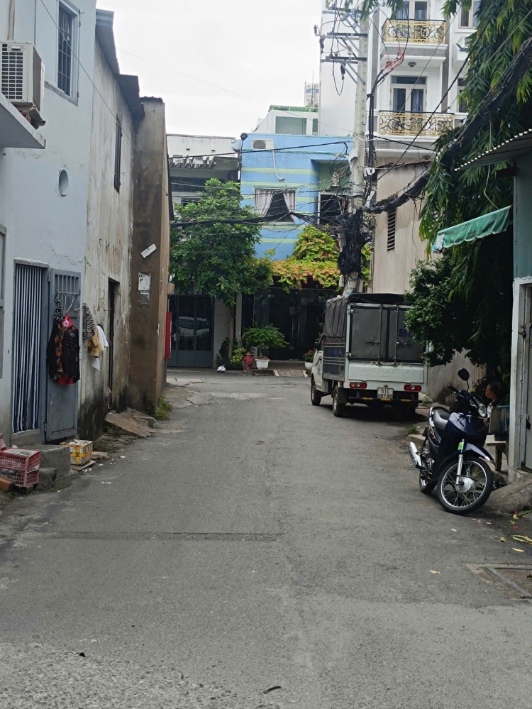 [ TÂN PHÚ ] Trịnh Đình Trọng - NHÀ TÂN PHÚ SÁT BÊN TÂN BÌNH, PHƯỜNG 11 CÁCH TRUNG TÂM  Q10 TẦM 10P - HẺM XE TẢI 6M THÔNG