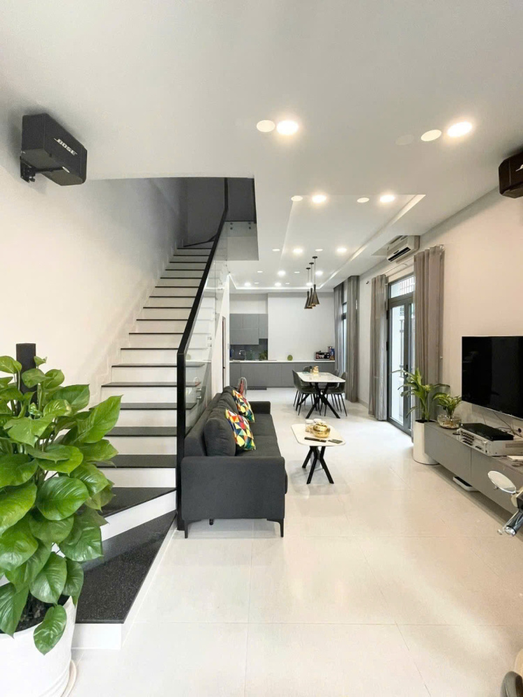 [ TÂN PHÚ ] Trịnh Đình Trọng - NHÀ LÔ GÓC CỰC ĐẸP LẠC LONG QUÂN - 5 x 13 - 4 TẦNG - 4PN - TĂNG NỘI THẤT - CHỈ 9.95 TỶ TL