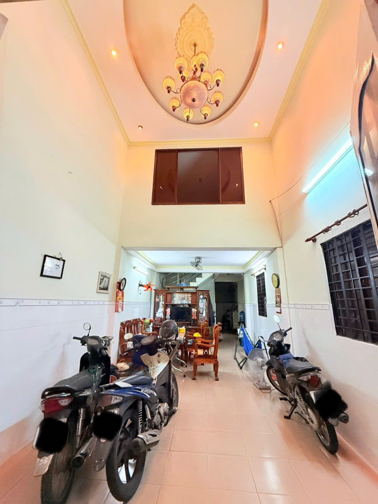 [ TÂN PHÚ ] Hoàng Xuân Hoành - HXH TRUNG TÂM TÂN PHÚ, 60M2, 4 TẦNG, 6 PHÒNG, NỞ HẬU TÀI LỘC HOÀN CÔNG ĐỦ, 9 CHỦ LÂU NĂM, CHÀO CHỈ 6.8 TỶ TL.