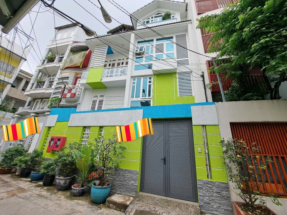 [ TÂN BÌNH ] Lý Thường Kiệt📍Hẻm xe hơi vào nhà. Gần Bệnh viện . Ngay Chợ vải Tân Bình, giáp Quận 10 và 11, tiện ích bủa vây.