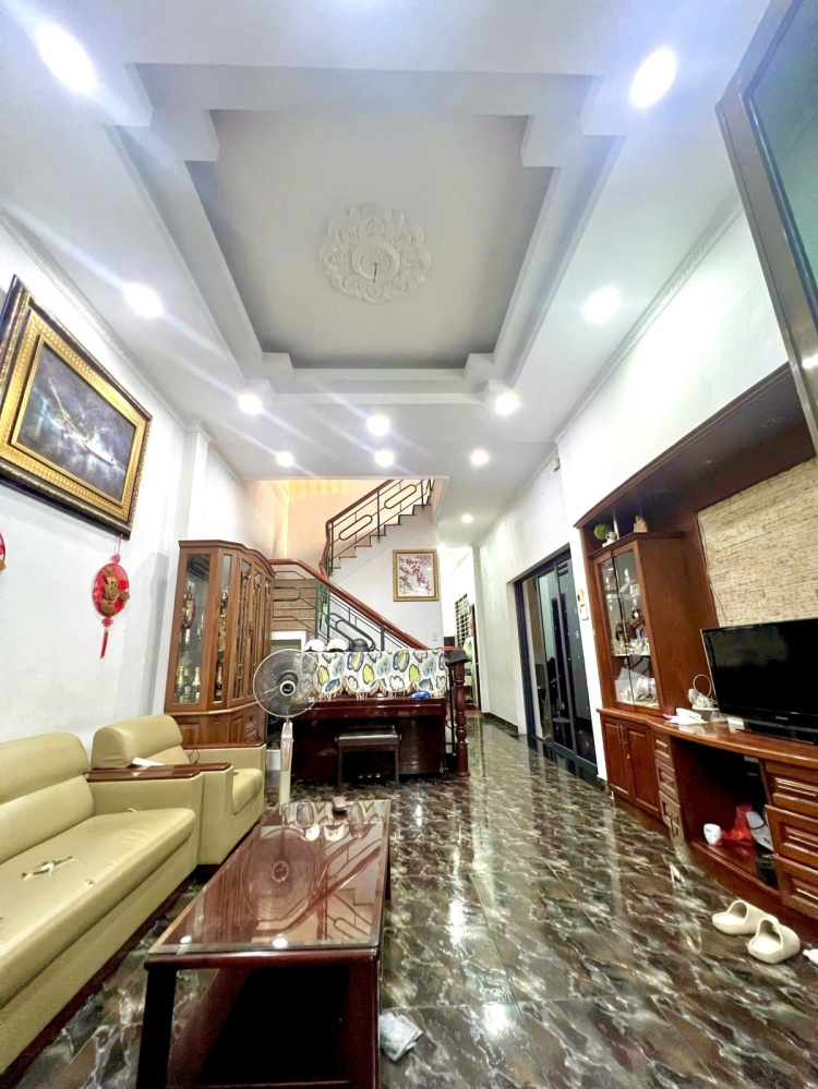[ TÂN PHÚ ] Tân Kỳ Tân Quý - NHÀ 3 MẶT TIỀN VỊ TRÍ KINH DOANH NGÃ TƯ BÌNH LONG - ĐƯỜNG TÂN KỲ TÂN QUÝ - DÒNG TIỀN 1TỶ300/NĂM