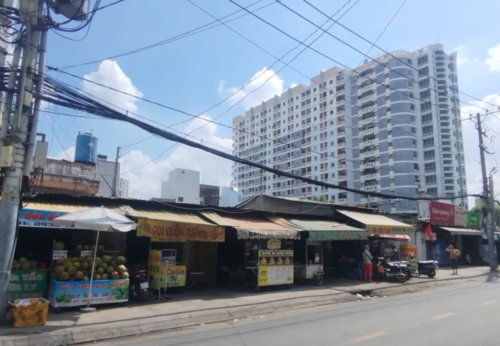 [ TÂN PHÚ ] Huỳnh Thiện Lộc - MẶT TIỀN - Diện tích: 2663m2 (63m x 42m) đất ở đô thị.