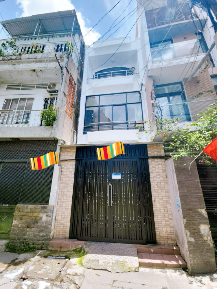 [ TÂN BÌNH ] Đất Thánh - NHÀ ĐẸP 3 TẦNG VÀO Ở NGAY...