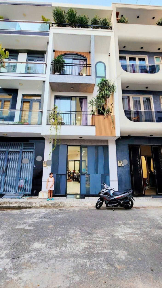 [ TÂN PHÚ ] Tân Sơn Nhì - SIÊU PHẨM TÂN SƠN NHÌ, TÂN PHÚ - SANG TRỌNG, TIỆN NGHI, ĐẲNG CẤP - HẺM Ô TÔ 7M, 4 TẦNG MỚI ĐẸP