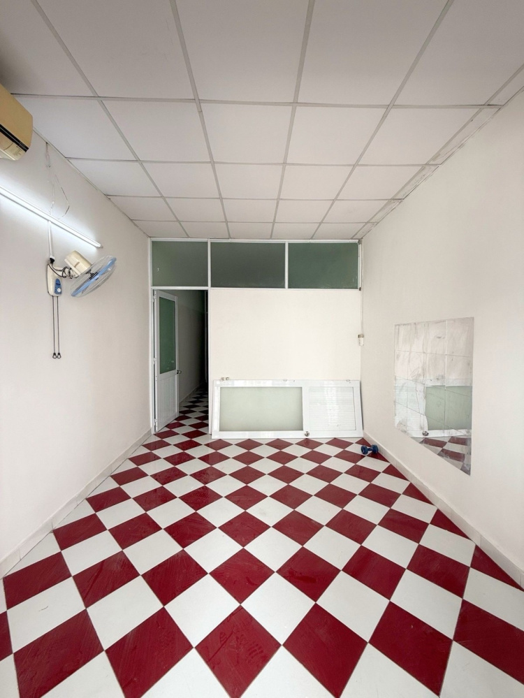 [ TÂN BÌNH ] Hưng Hoá - ÔTÔ ĐỖ CỬA - 20M RA MẶT TIỀN - 2 Phút QUA Q3, Q10 - KẾ CV LÊ THỊ RIÊNG