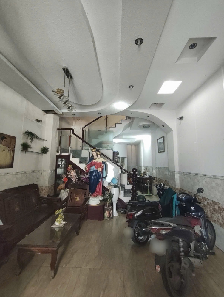 [ TÂN PHÚ ] Lý Tuệ - NHÀ VÀI BƯỚC CHÂN RA MẶT TIỀN...