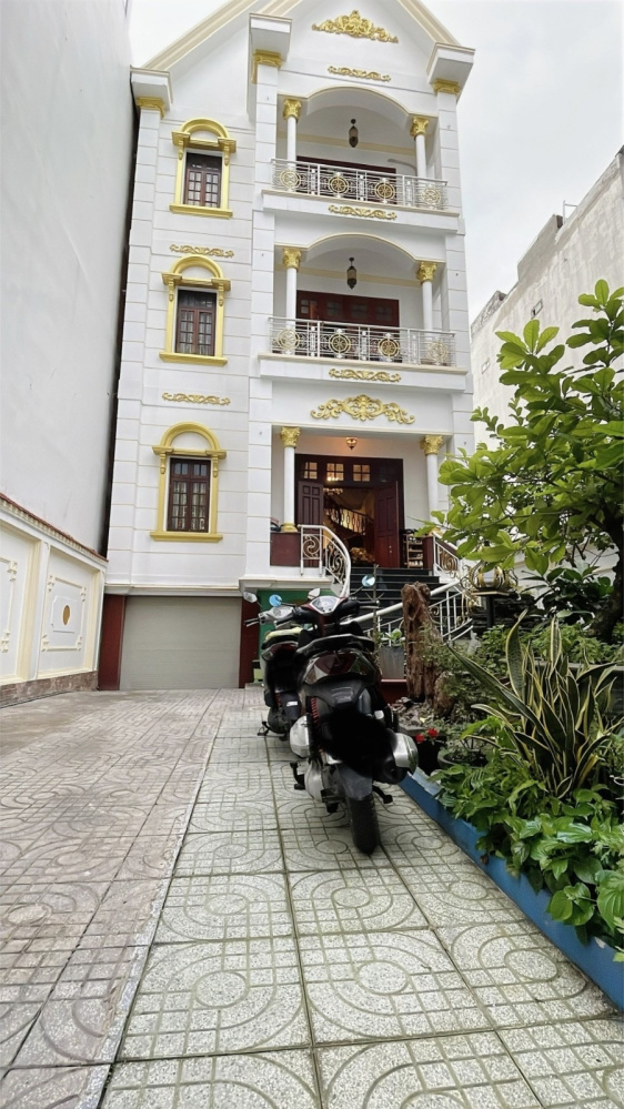 [ TÂN BÌNH ] Bạch Đằng - Biệt Thự Khu Vip - Gần Sân Bay Tân Sơn Nhất - Ngang Khủng 8M - 5 Tầng Có Hầm Ô Tô