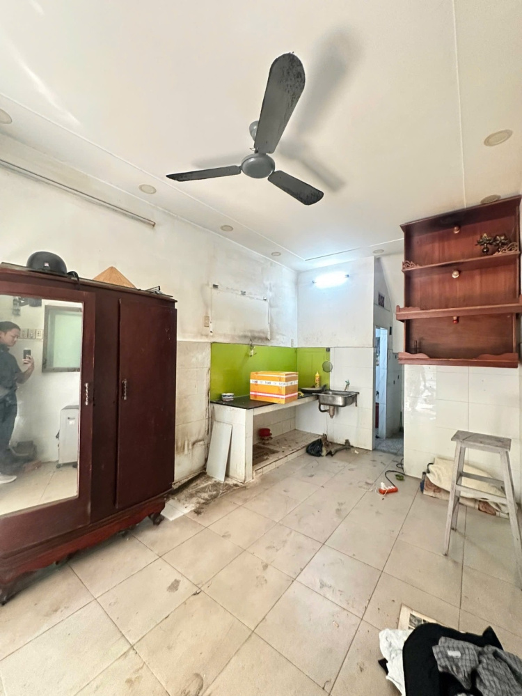 [ TÂN BÌNH ] Lý Thường Kiệt - NGAY QUẬN 10 - HẺM Ô TÔ TRÁNH - NHÀ 3 LẦU