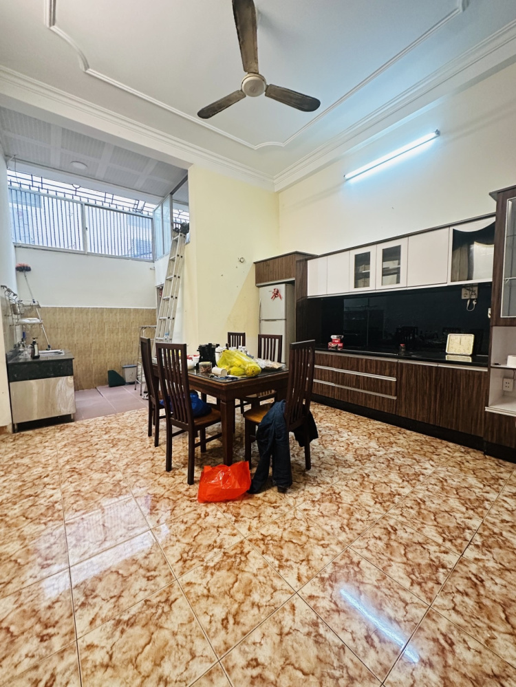 [ TÂN BÌNH ] Cộng Hoà - SIÊU PHẨM HẺM NHỰA Ô TÔ THÔNG 🔥