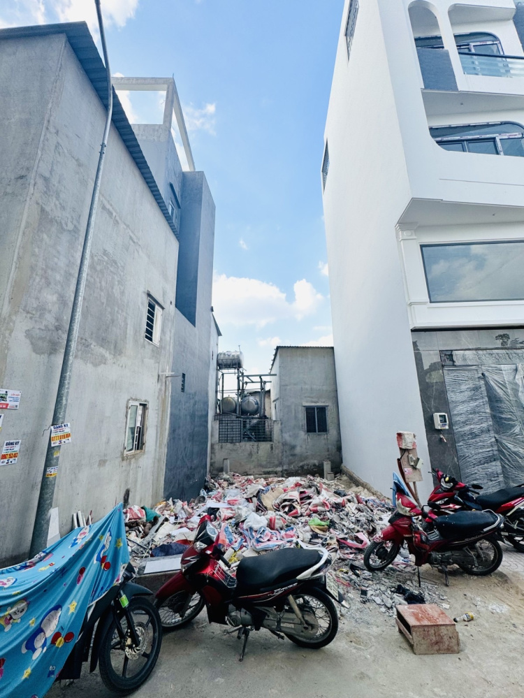 [ BÌNH TÂN ] Chiến Lược - Đất Phân Lô Khu Đồng Bộ - Giáp Quận 6  & Tên Lửa - Diện Tích Đẹp - Ngang Khủng Gần 6m