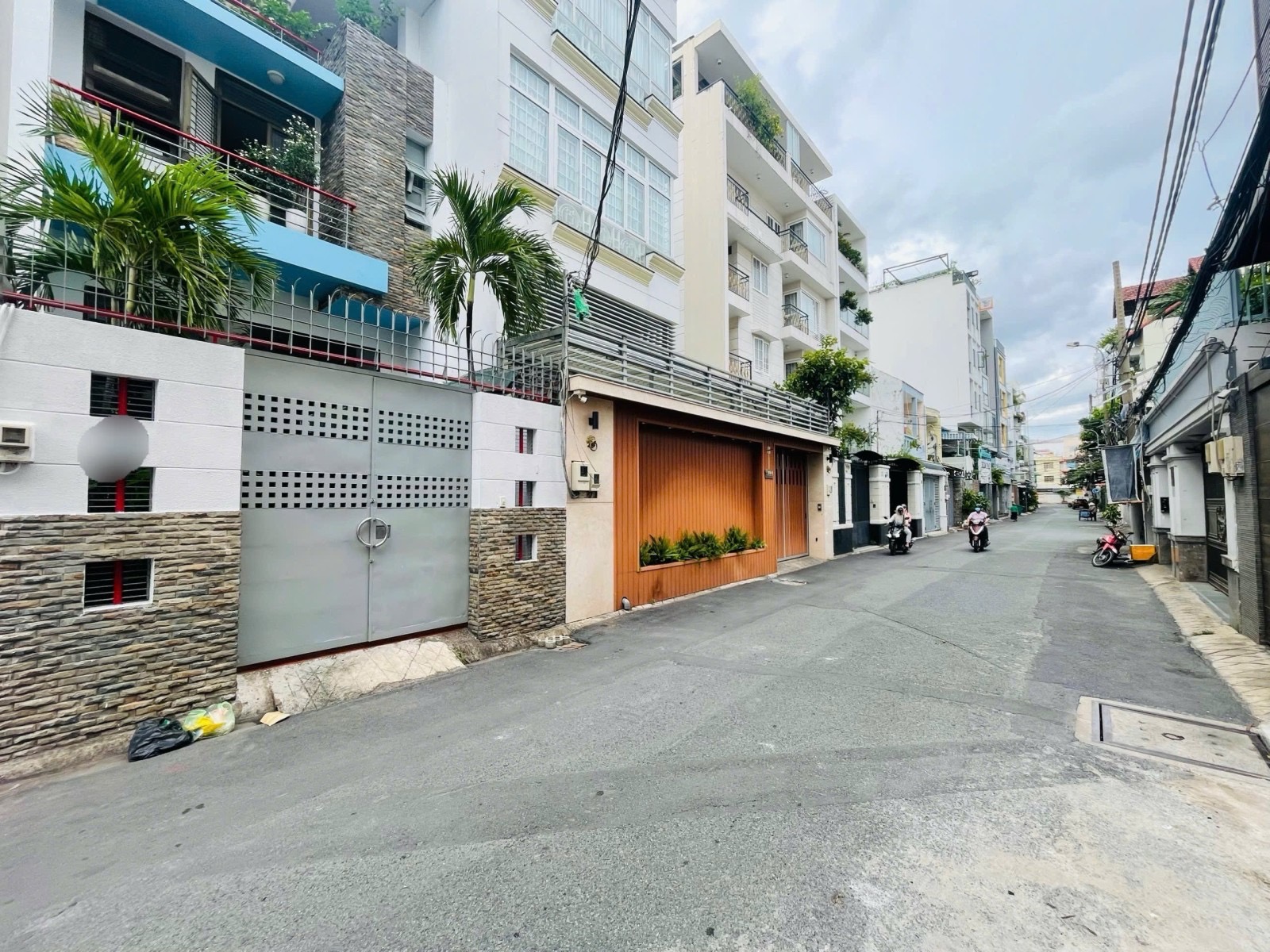 SIÊU PHẨM BIỆT THỰ MINi KHU SÂN BAY - HOÀNG VĂN THỤ - 141M2 NGANG 5M - SỔ CHUẨN ĐẸP - HẺM 10M THÔNG